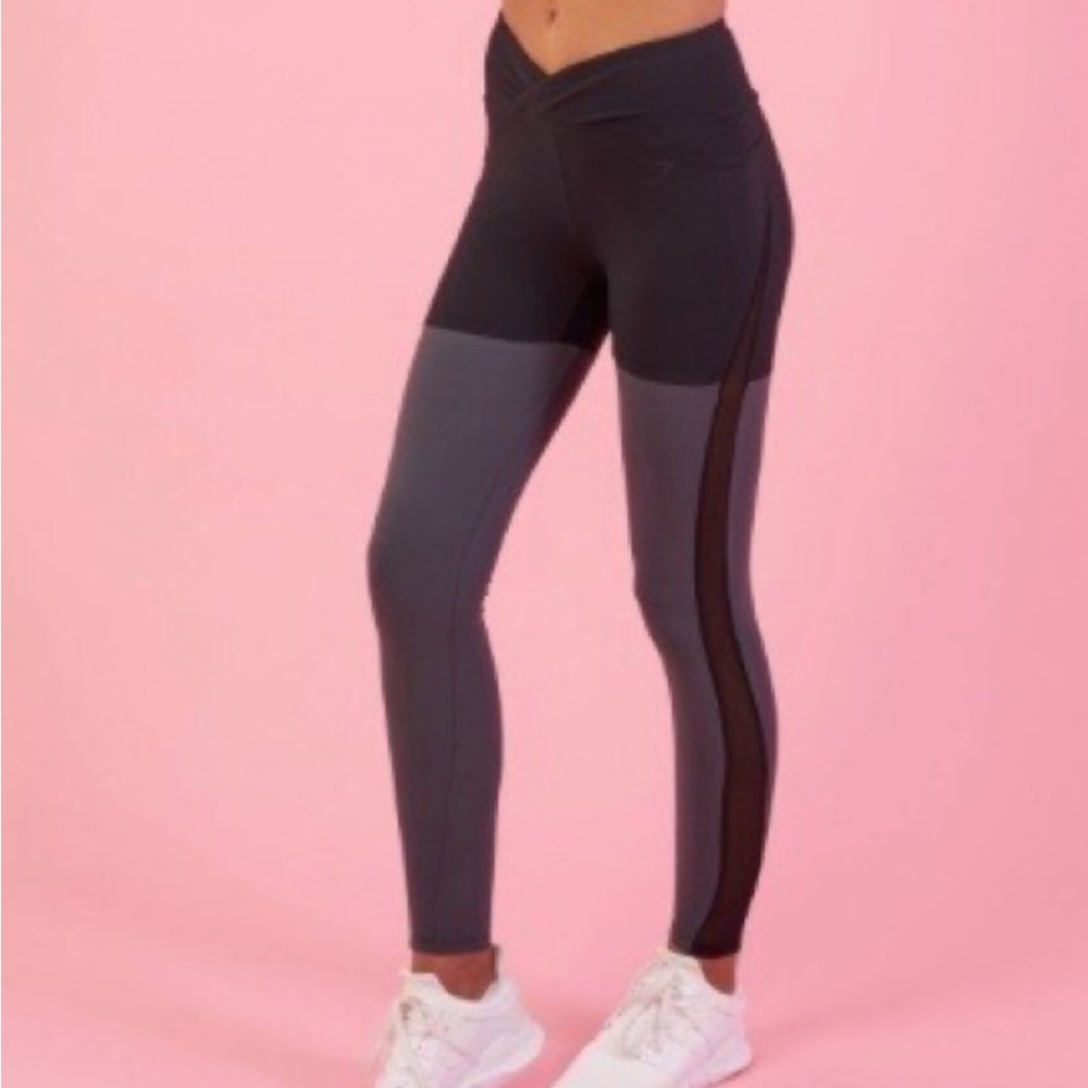 Gymshark Black and Gray Leggings Nikki Blackketter